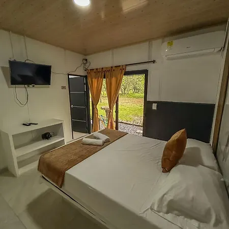 Los Potrillos Mariquita Room photo