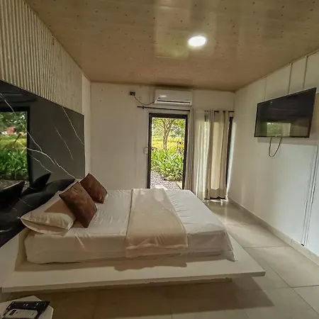 Los Potrillos Mariquita Room photo